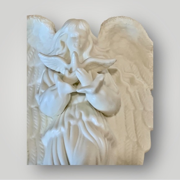 Vintage Guardian Angel Ceramic Figurine Statue 8.5” Tall - Picture 8 of 16